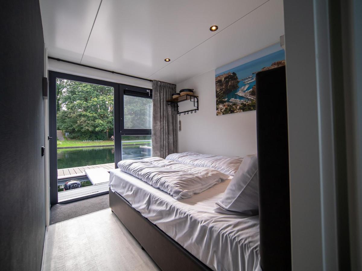 Houseboats Mookerplas Met Dakterras Middelaar Экстерьер фото